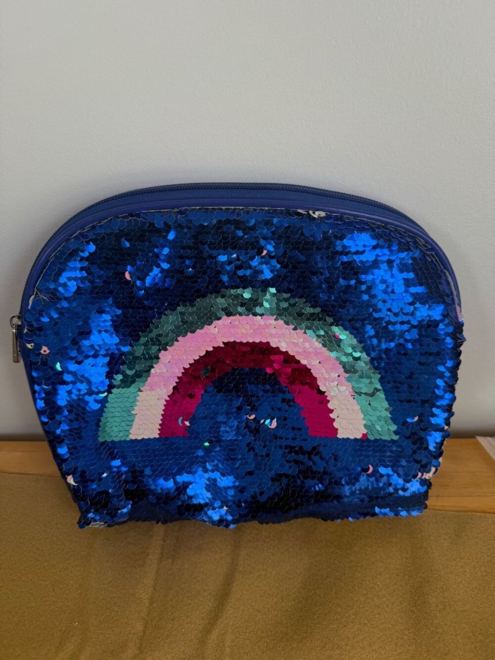 Jo & Jo Australia Blue Flip Sequin Rainbow Cosmetic Bag  Zipper Fidget